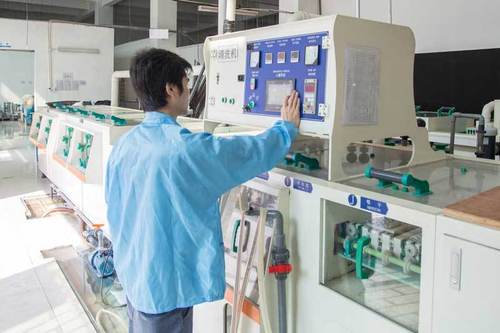 에 대한 최신 회사 뉴스 왜 화학 에칭이 고정밀 금속 가공의 첫 번째 선택인가